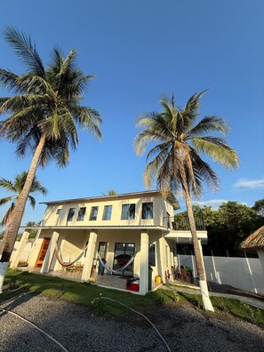 Exterior - Just 5-minutes away to the beach. Spacious 5-bedroom house at Costa Azul,Metalio (Metalio)
