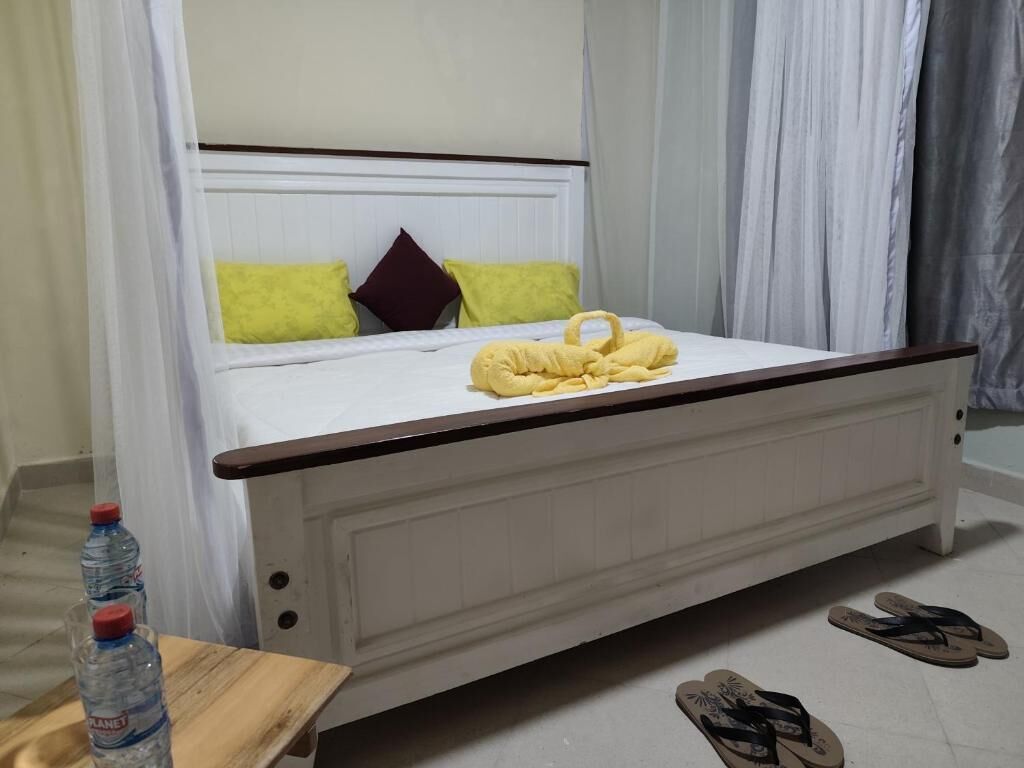 Svit Executive - balkong - utsikt mot poolen