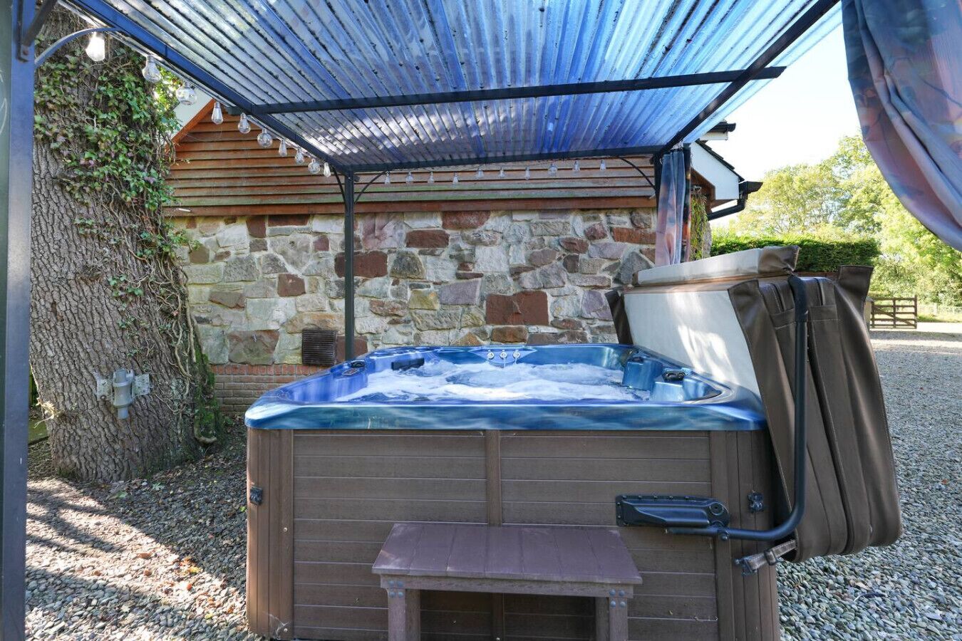 Bain à remous extérieur