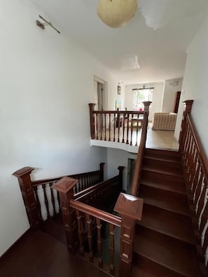 Interior - Nora Lyn - Colombo (Colombo)