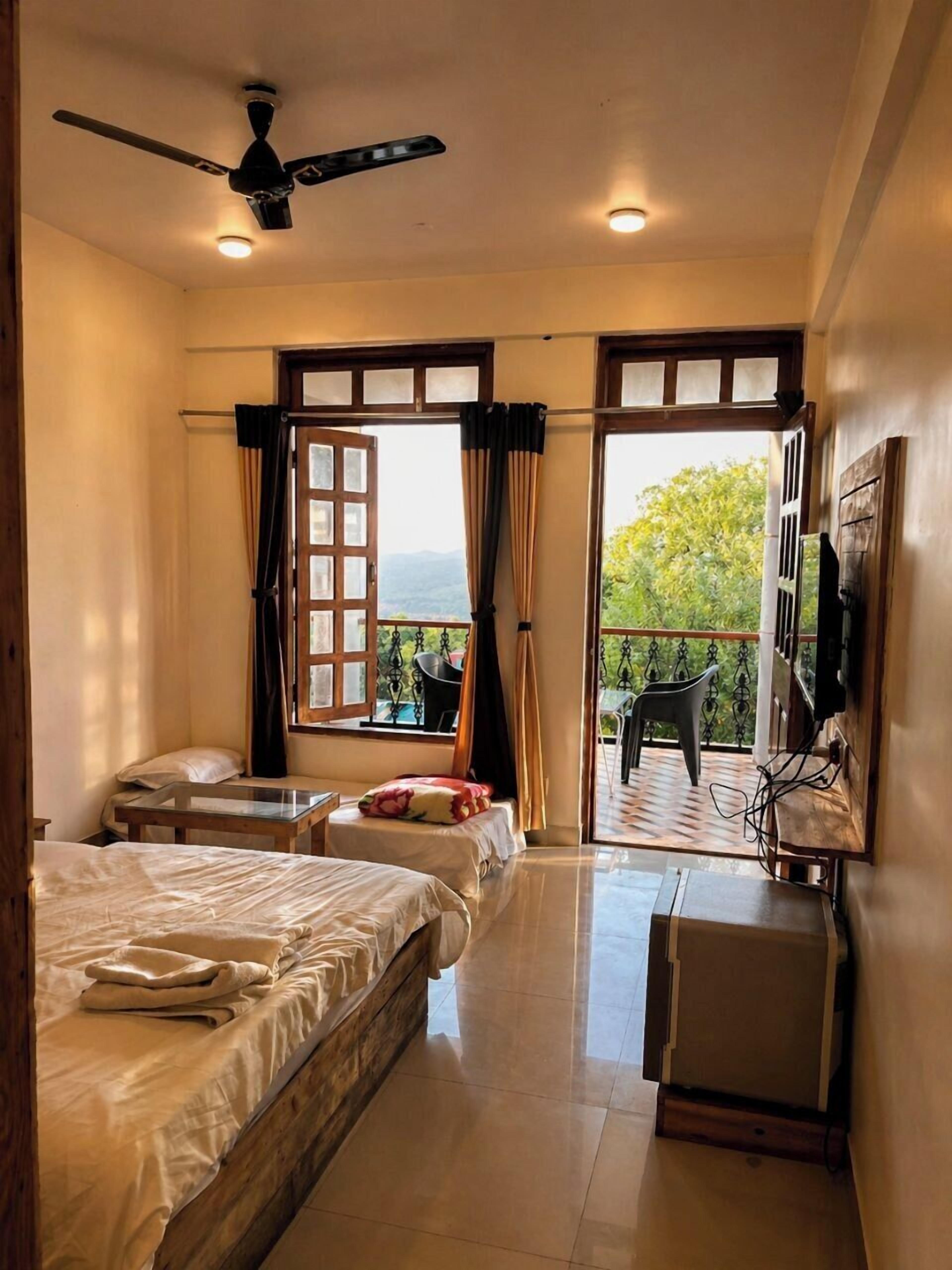 Deluxe Room | Free WiFi