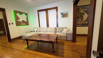 Smart TV, video games, books, stereo