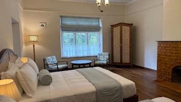 Camellia Family Suite - Tea Garden Walking Tour with Extended Check-in & out (on Availability)