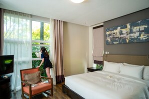 Premium bedding, minibar, in-room safe, individually furnished
