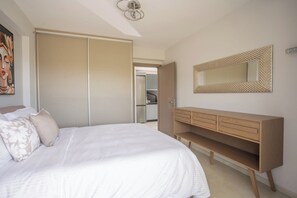 3 bedrooms, Internet, bed sheets - Brand new luxury apartment in Central location of Nidri, Lefkada. (PP53+8W Nydri)