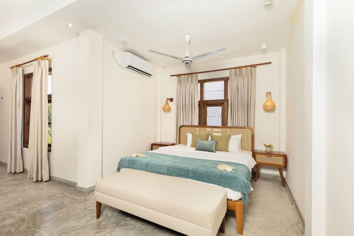 Deluxe Double Room | Free WiFi, wheelchair access