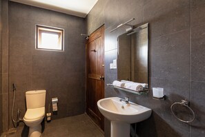 Deluxe Double Room | Bathroom - Kirala House - Unawatuna (Unawatuna)