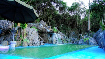 Piscina a l'aire lliure