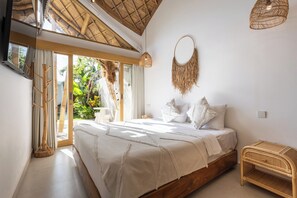 3 bedrooms, in-room safe, iron/ironing board, free WiFi - New Villa in Kerobokan - 5 Min to Canggu (Badung)