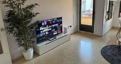 Apartment in main avenue with 4 bedrooms