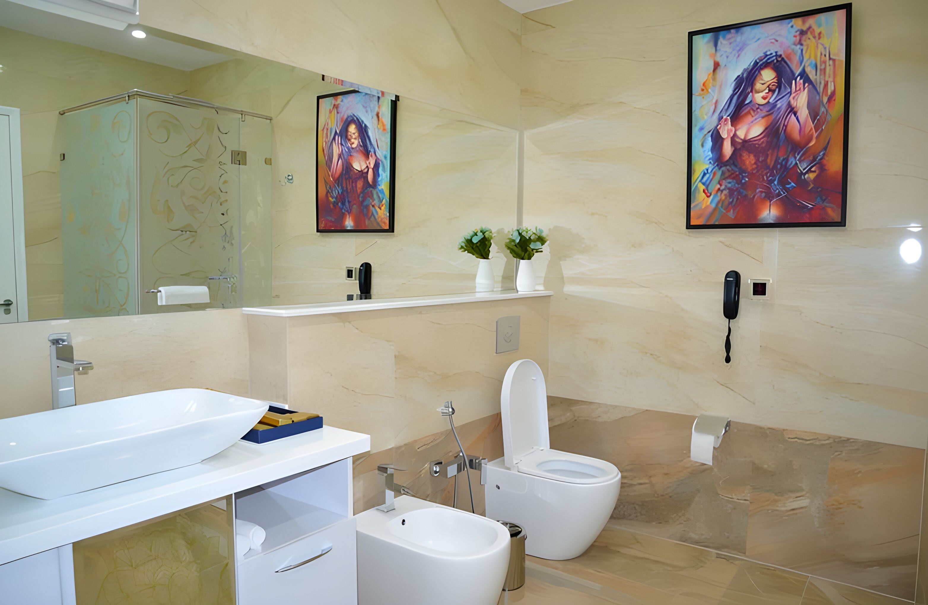 Habitación doble Deluxe, vista al jardín | Baño | Amenidades de baño gratuitas, secadora de cabello, toallas, jabón 