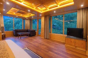 Deluxe Studio, Mountain View | Interior