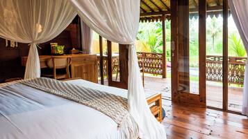 Deluxe Villa, 1 Bedroom, Patio, Pool View