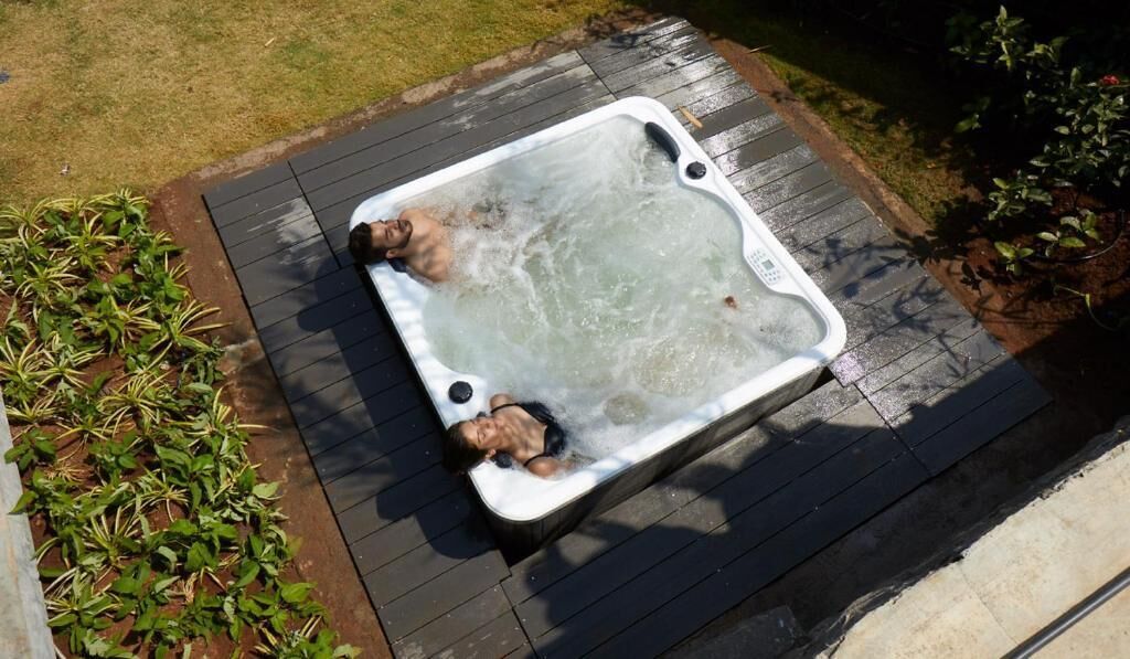 Doppelzimmer, Gartenblick | Außen-Whirlpool