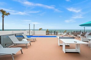 Terrace/patio - Cozy 1-bedroom condo in serene Ormond Beach with AC (Ormond Beach)