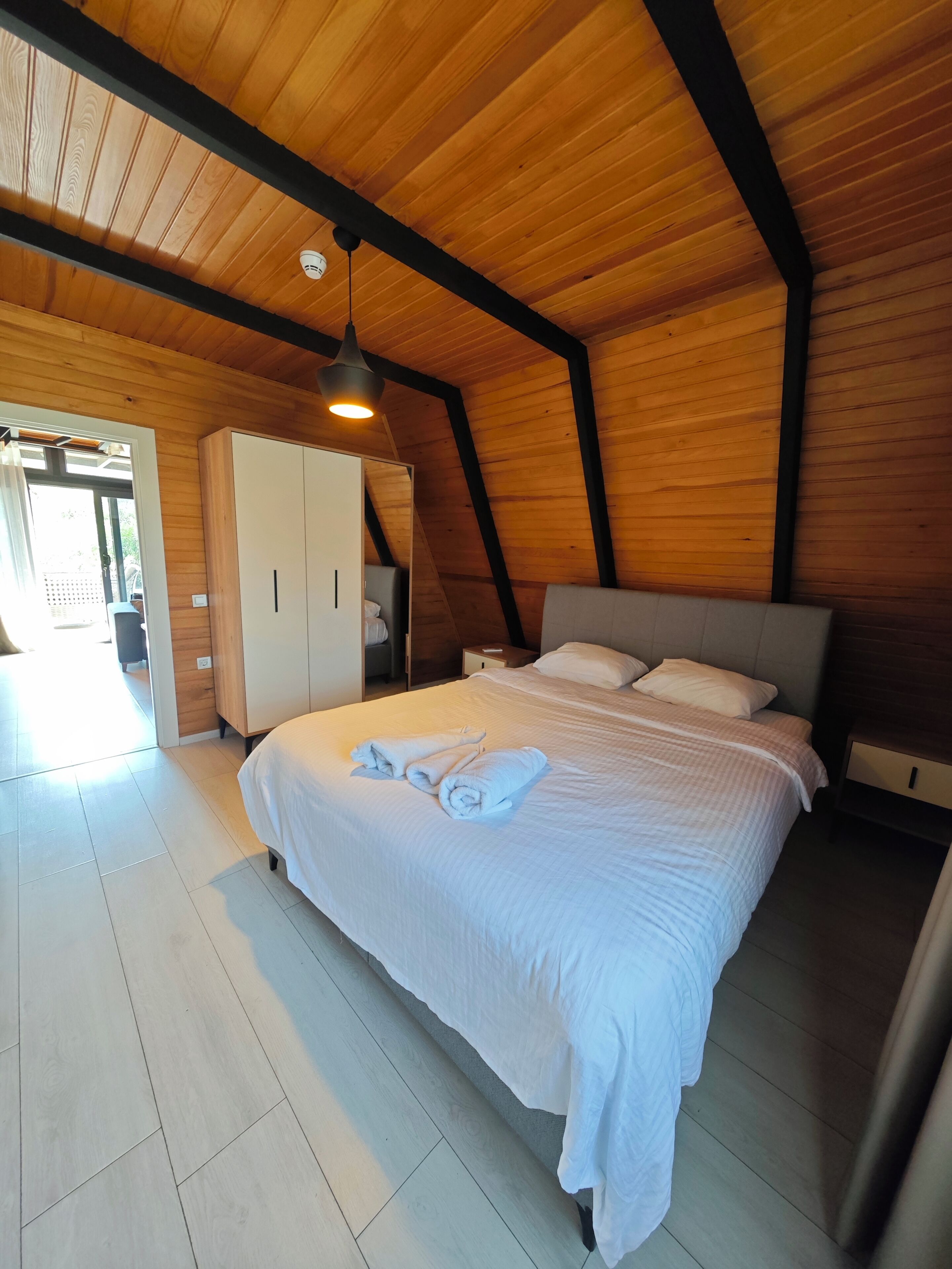 1 室のベッドルーム、WiFi、ベッドシーツ