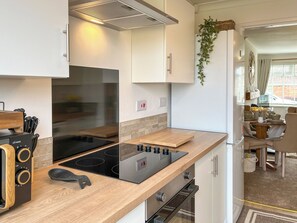 Dishwasher - 2 bedroom accommodation in Bridlington (Bridlington)