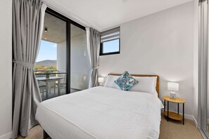 2 quartos, ferros/tábuas de passar roupa, Wi-Fi, roupa de cama