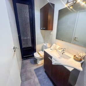 Hair dryer, towels - Two bedroom in Spain, Madrid (Madrid)
