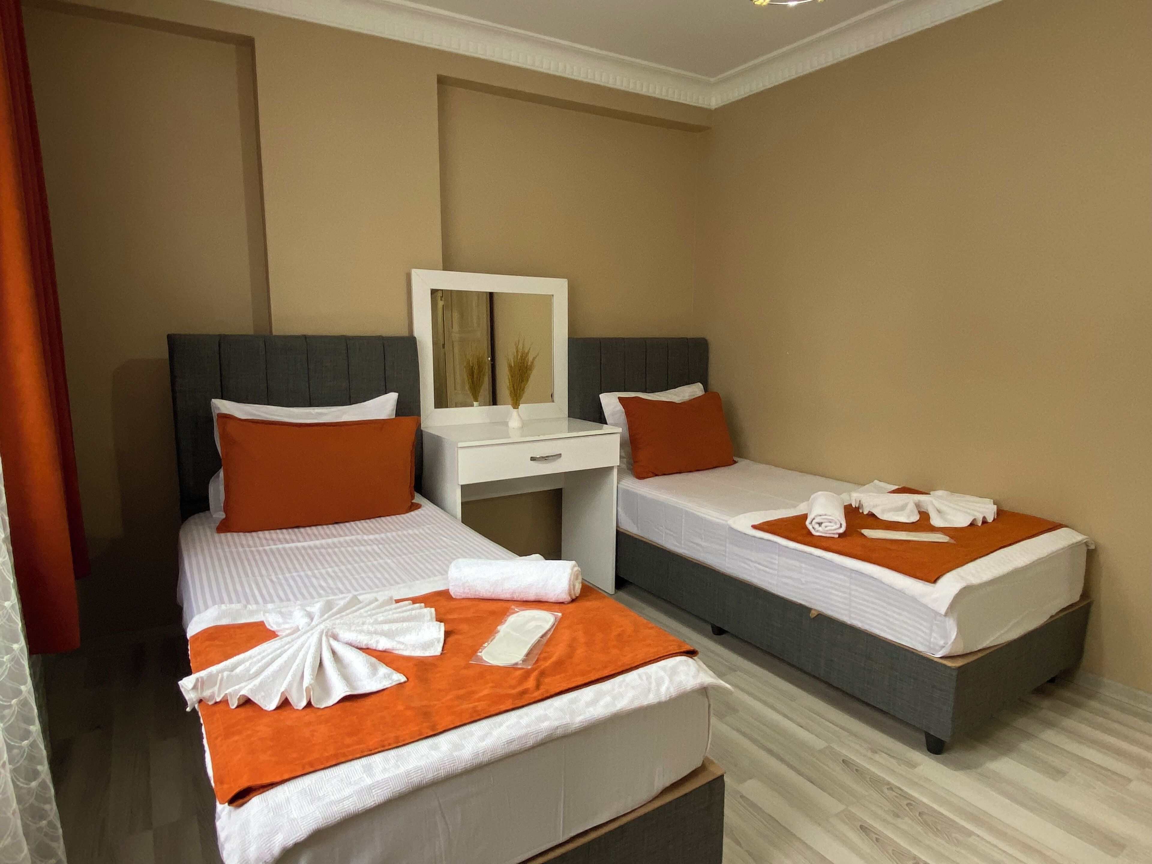 Phòng 2 giường đơn Business | Minibar với thức uống miễn phí, truy cập Internet không dây miễn phí 