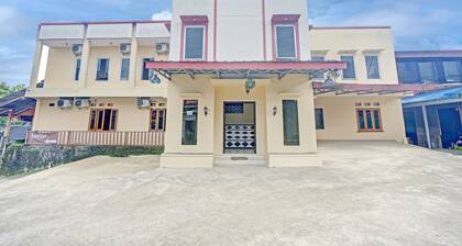 Luxury Deluxe DBL Retreat W/ Free Wifi and Parking