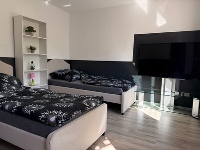 Apartment '3' with Shared Terrace, Balcony and Wi-Fi
