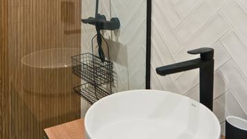 Hair dryer, towels, soap, shampoo