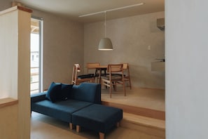 Suite Deluxe, lanai, vue sur le jardin | Aire de séjour