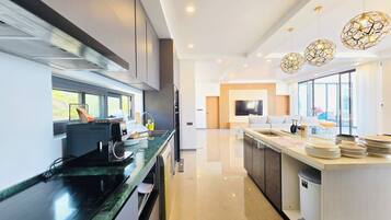 Vila, pemandangan samudra | Dapur pribadi | Microwave dan kompor
