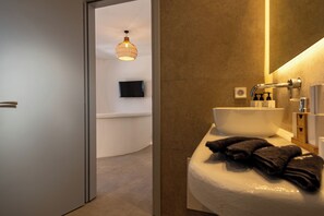 Apartamento superior, vista para a praia | Banheiro