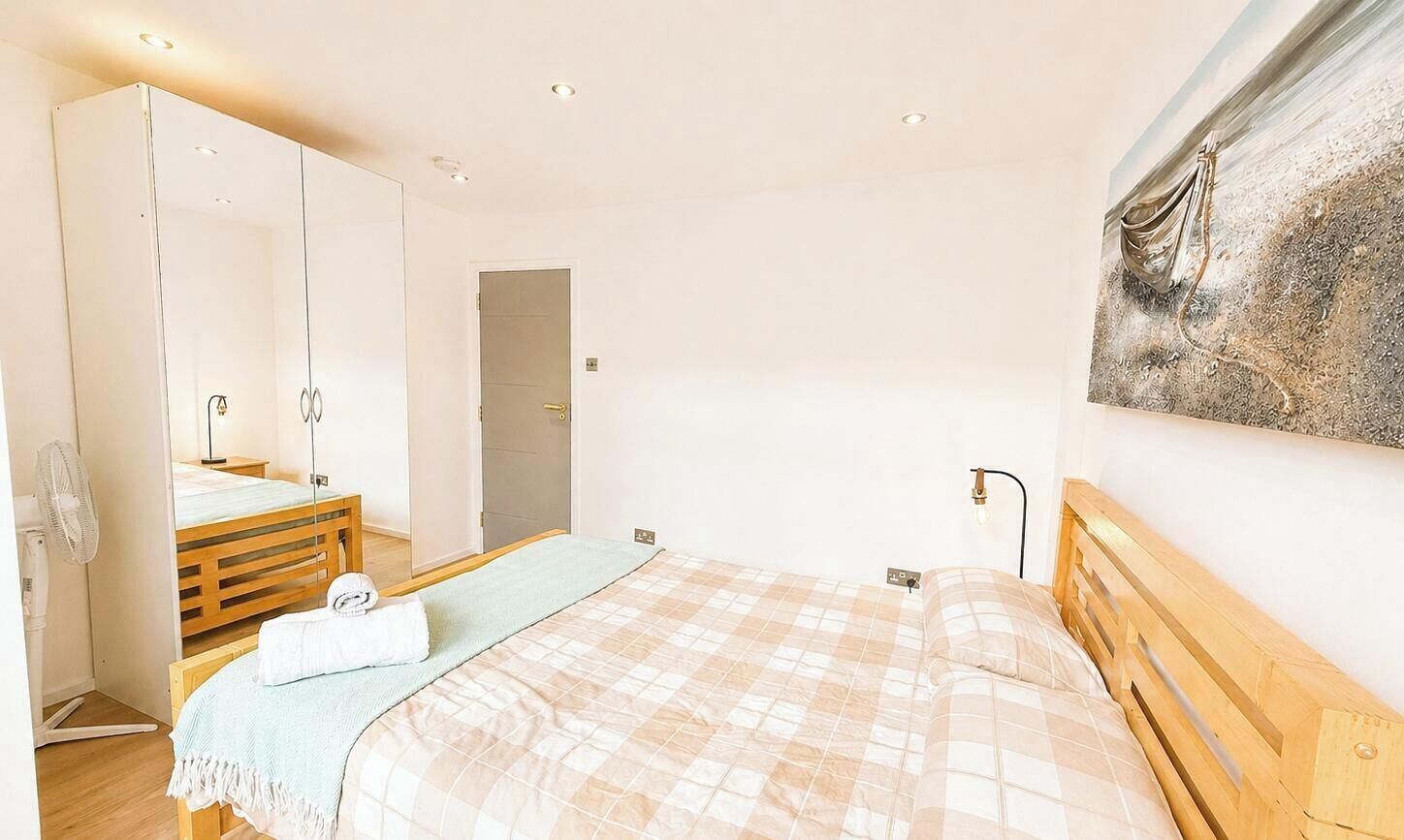2 bedrooms