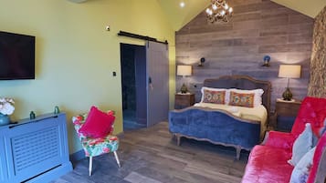 Double Room (The Potting Shed) | Individually decorated, individually furnished, iron/ironing board