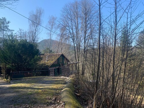 Ferienhaus Hüttenzauber mit Bergblick, privater Terrasse und WLAN