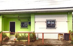 Exterior - Real House, where the ocean meets the mountains (Real)