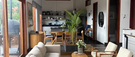 TV, books, stereo