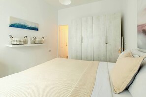 Room - Harbor View Apartment in Mykonos Town (Mikonos)