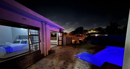 Luxurious Private Apartment with Pool Near Cape Town