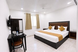 Room - Roomshala Kasa Palace (New Delhi)