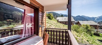 Apartment 'Douceur Alpestre' with Mountain View and Balcony