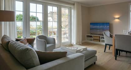 Inselhüs - Inselhüs on Sylt: family-friendly, 150 m², wood-burning stove &