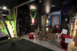 Interior - 2-Floor Creative Home | 5 - 8 Guests | 6 min Shibuya (Shinagawa-ku)
