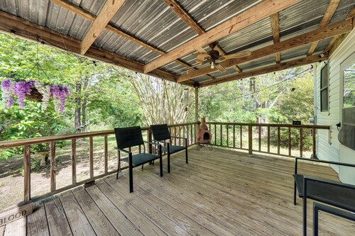 Private Deck & Yard: Pet-Friendly Noble Getaway