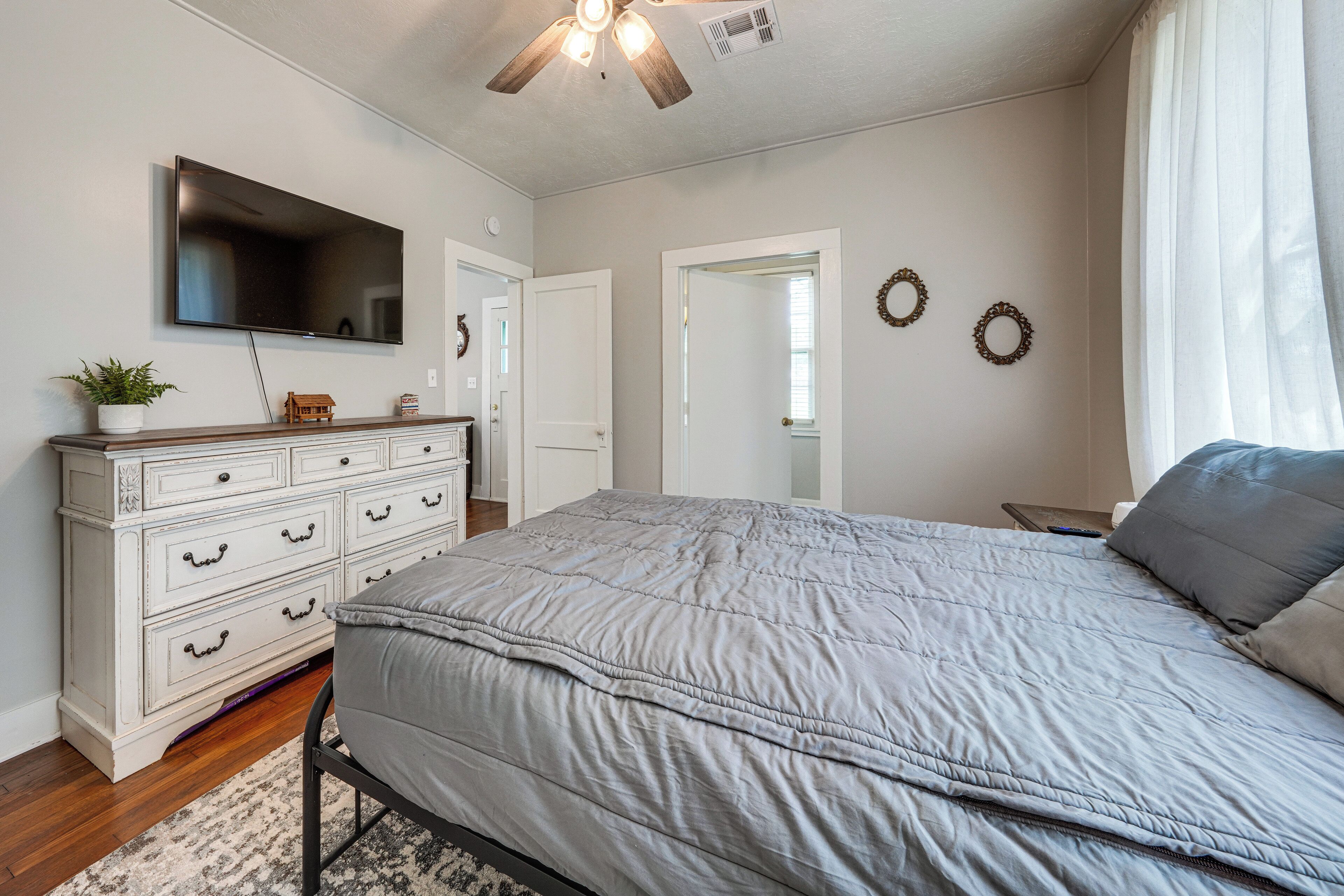 2 bedrooms, Internet, bed sheets