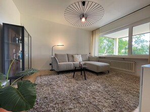 Living area - Spacious living with lake view near the center of Radolfzell on Lake Constance (Radolfzell am Bodensee)