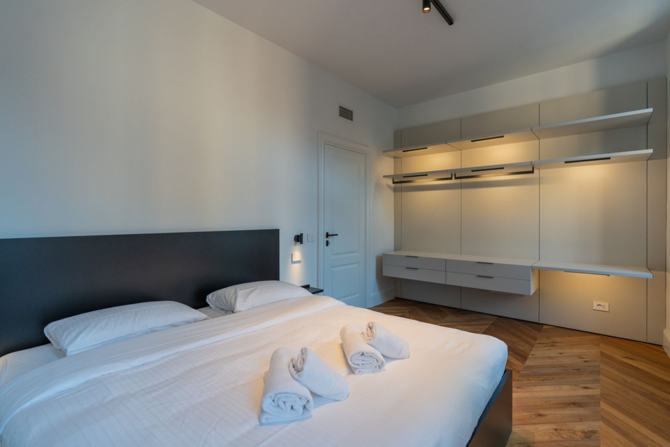 2 bedrooms