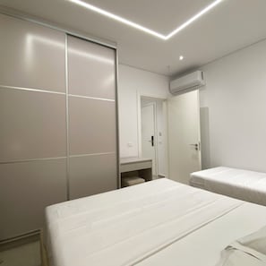 Căn hộ dành cho gia đình, quang cảnh đồi núi | Bộ đồ giường cao cấp, nệm cao su hoạt tính (memory foam)
