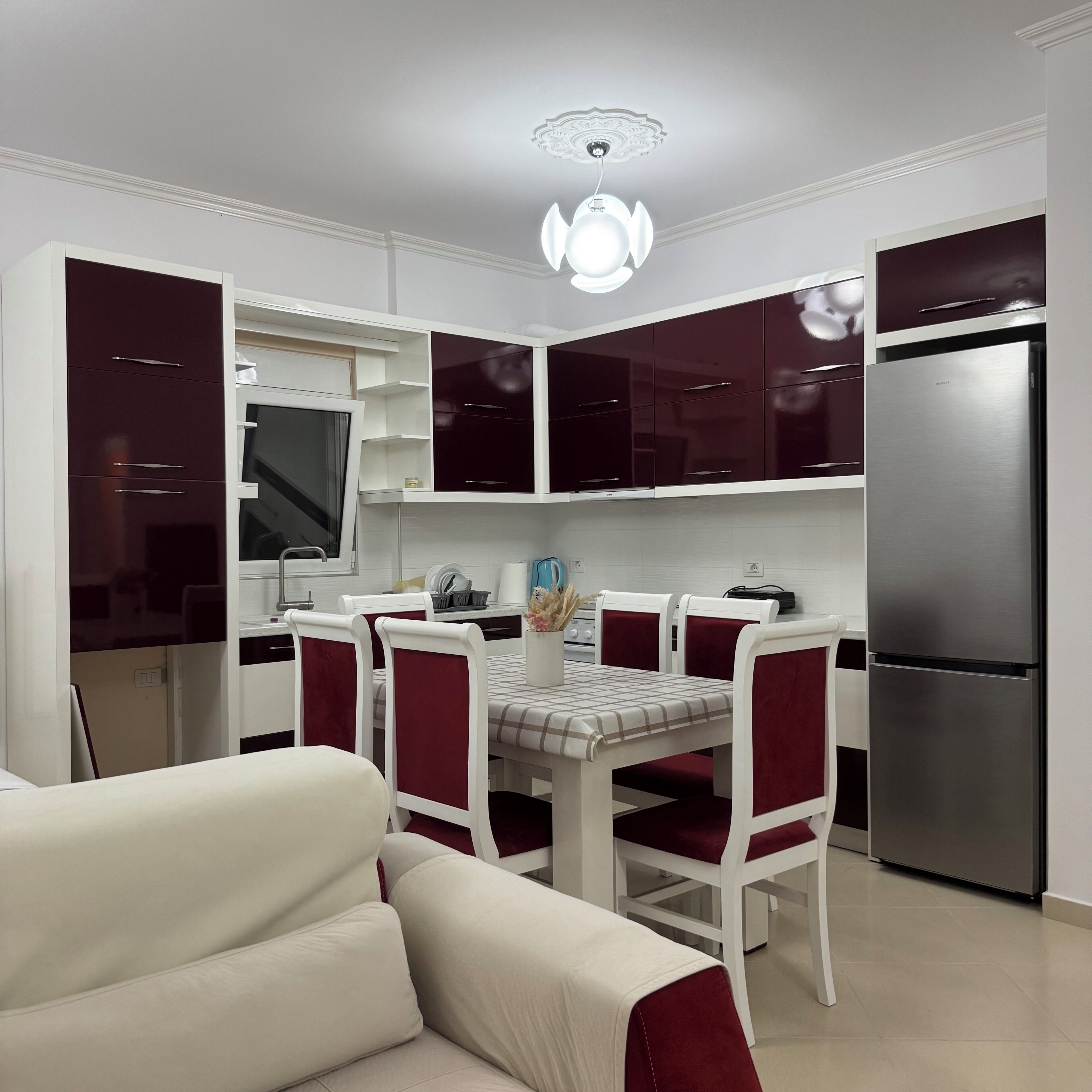 Family Suite, Partial Sea View | Private kitchen | Electric kettle, paper towels