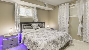 1 bedroom, iron/ironing board, internet, bed sheets