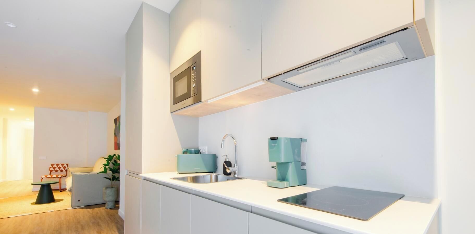 Apartamento familiar | Cocina privada | Frigorífico, microondas, placa de cocina y lavavajillas