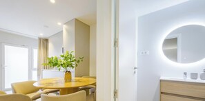 Deluxe-Apartment, 3 Schlafzimmer | Speisen
